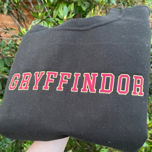 Gryffindor Hogwarts House - Harry Potter Embroidered Gift